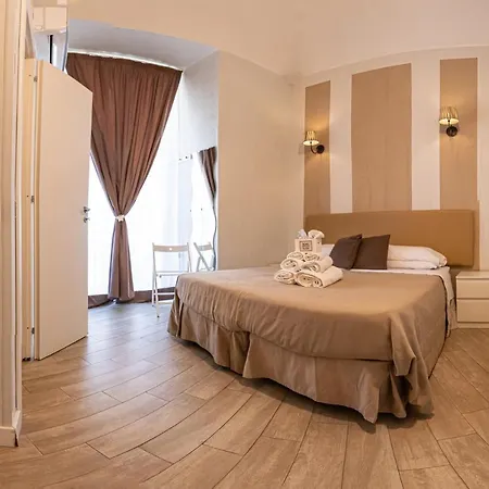 Bruno's Historic 3* Неаполь