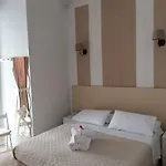 Bruno's Historic Nápoly