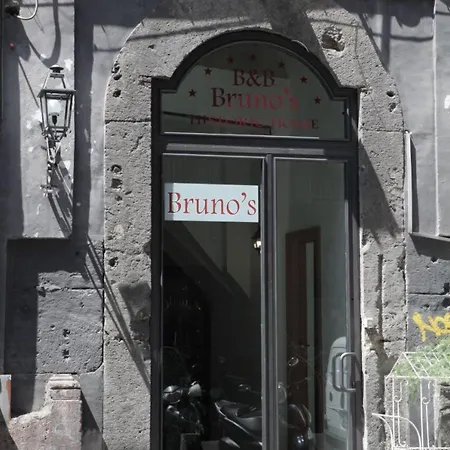 Bruno's Historic 3*
